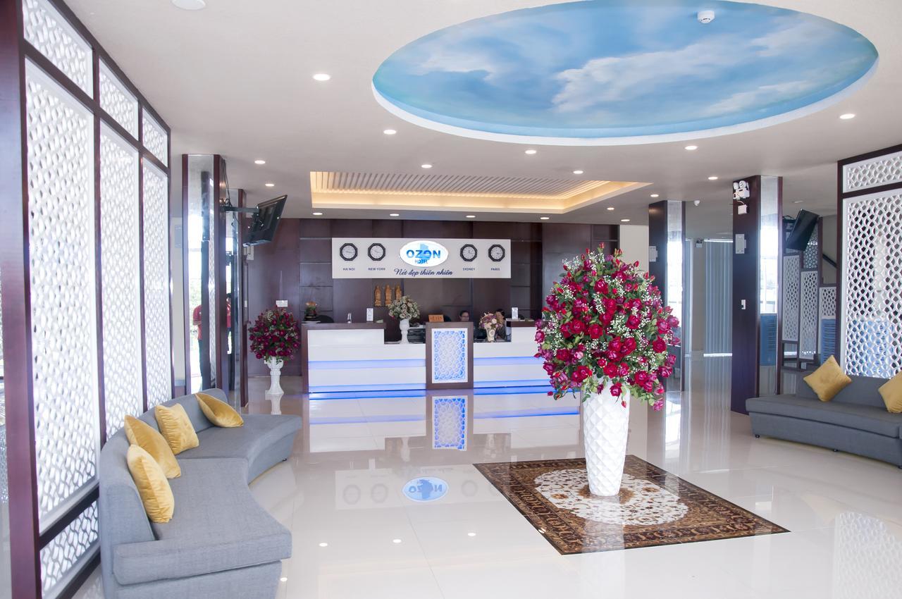 Ozon Hotel Nam Can Exterior photo